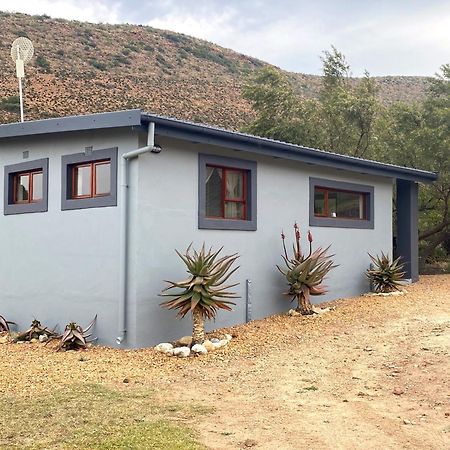 Hotel Oaksrest Vineyards Guest Farm Ladismith Exterior foto