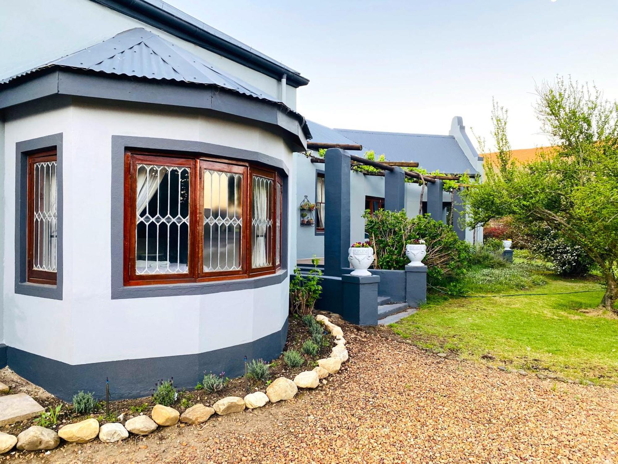 Hotel Oaksrest Vineyards Guest Farm Ladismith Exterior foto